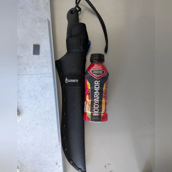 Gerber Black Tactical Machete + Rambo Style Blade - Picture 4 of 7